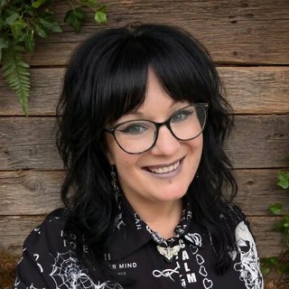 Dee Thompson